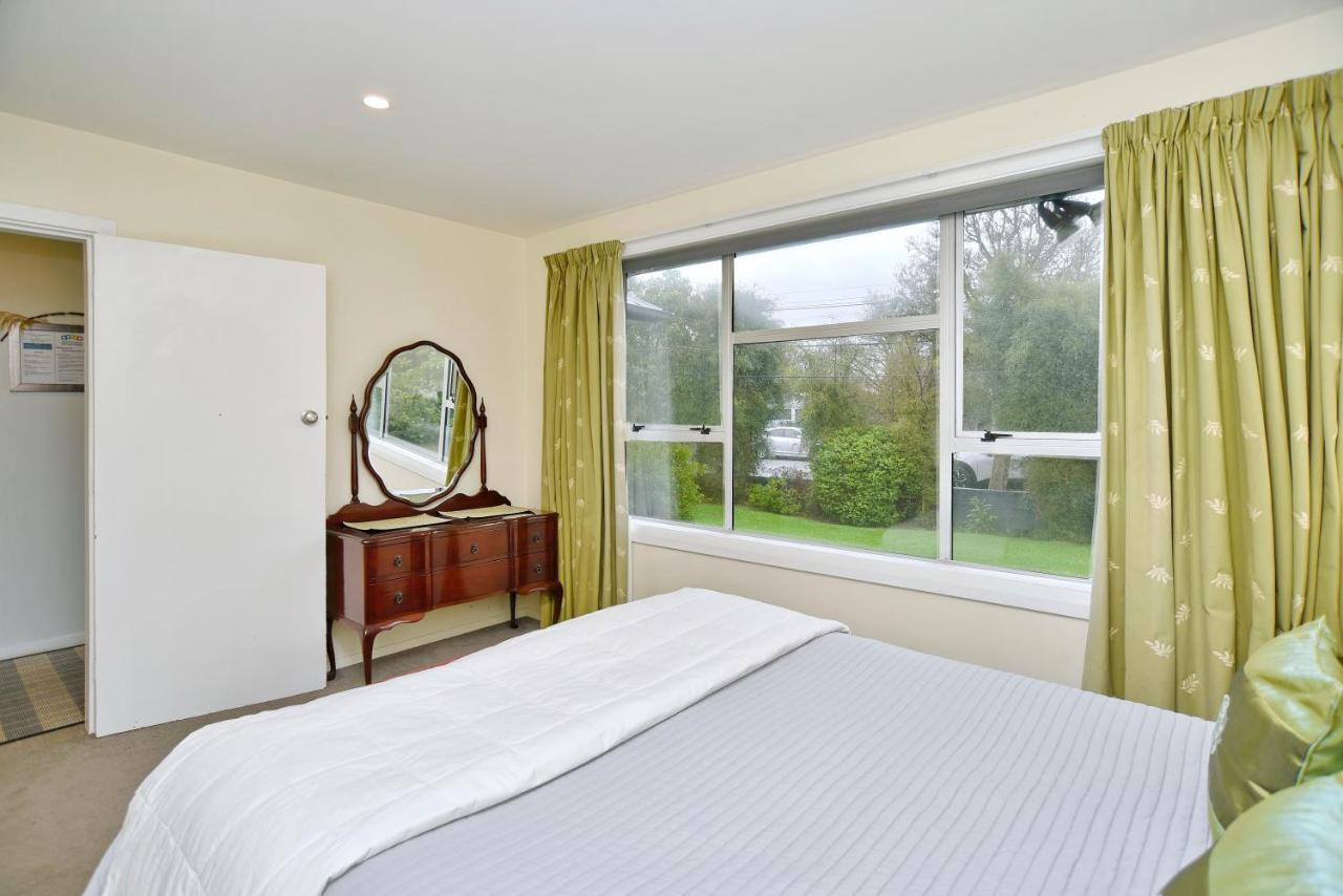 Charlesworth Villa - Christchurch Holiday Homes Luaran gambar